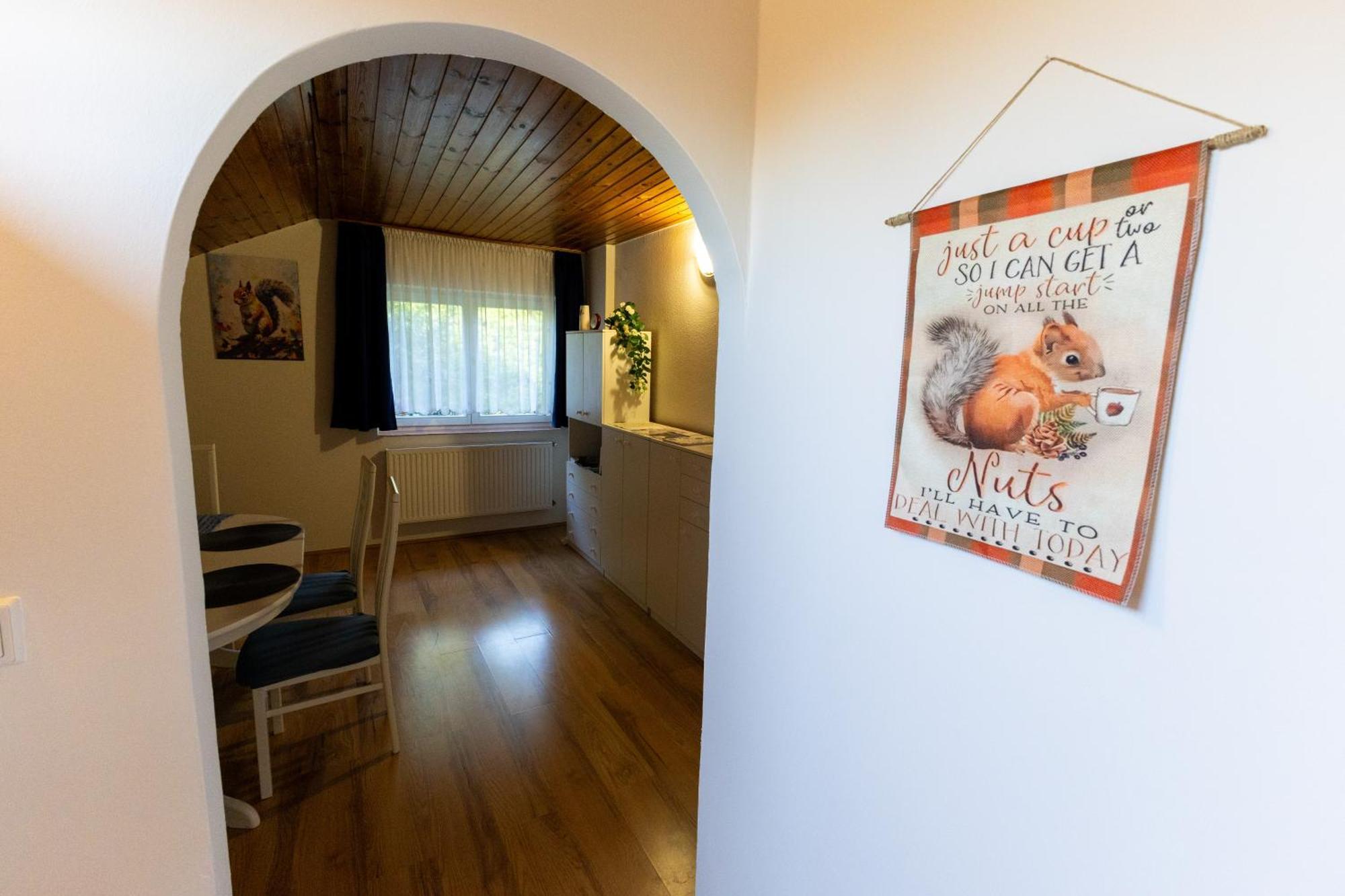 Kismokus Apartman Еґер Екстер'єр фото