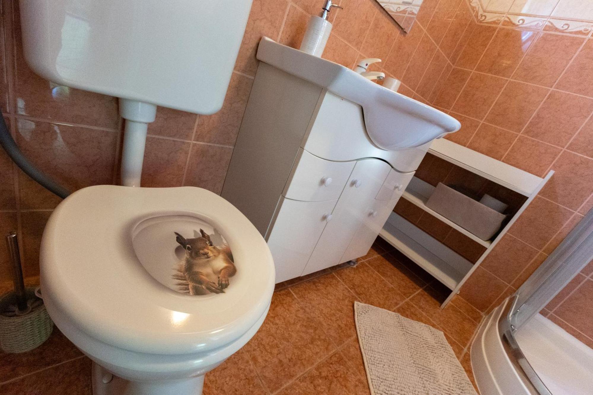 Kismokus Apartman Еґер Екстер'єр фото